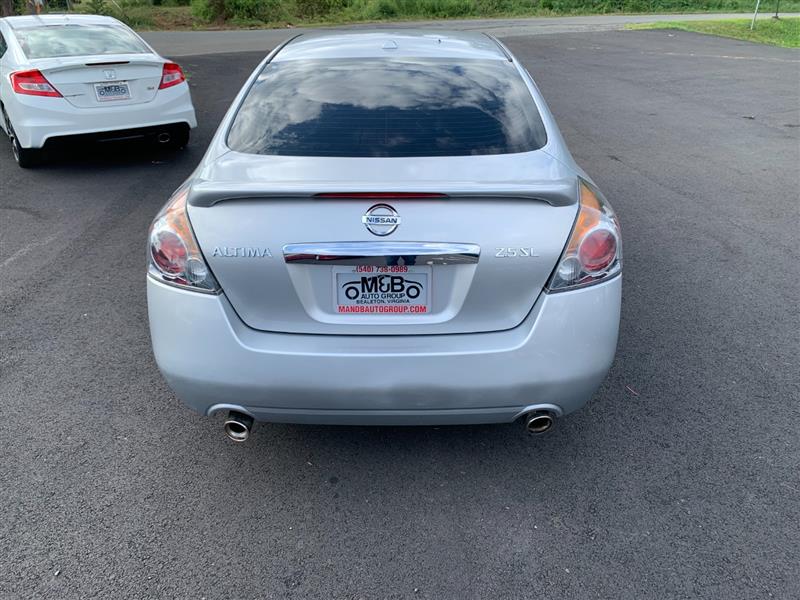 2010 Nissan Altima 2.5 SL photo 6