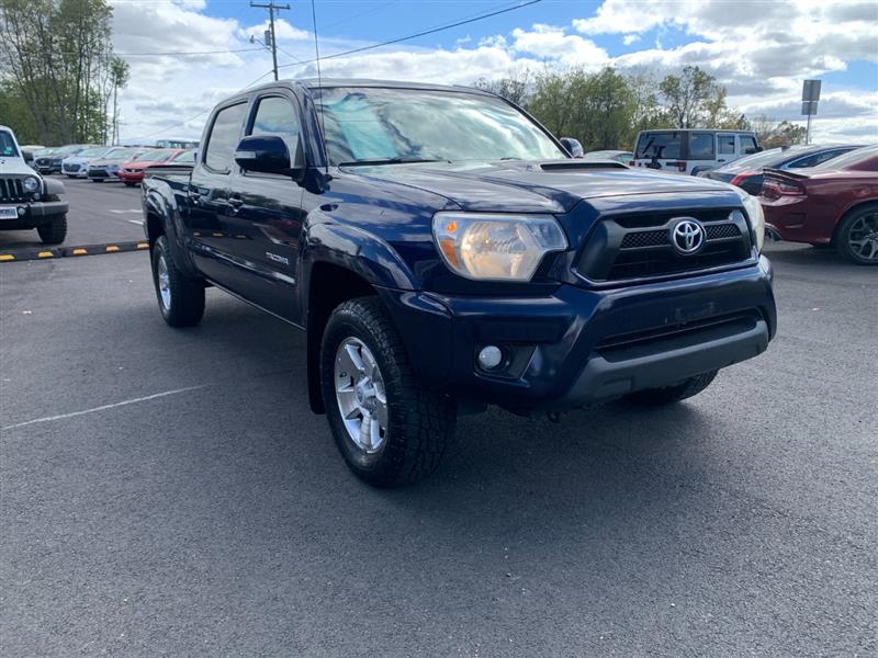 2012 Toyota Tacoma PreRunner photo 2