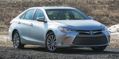 2017 TOYOTA CAMRY  SE