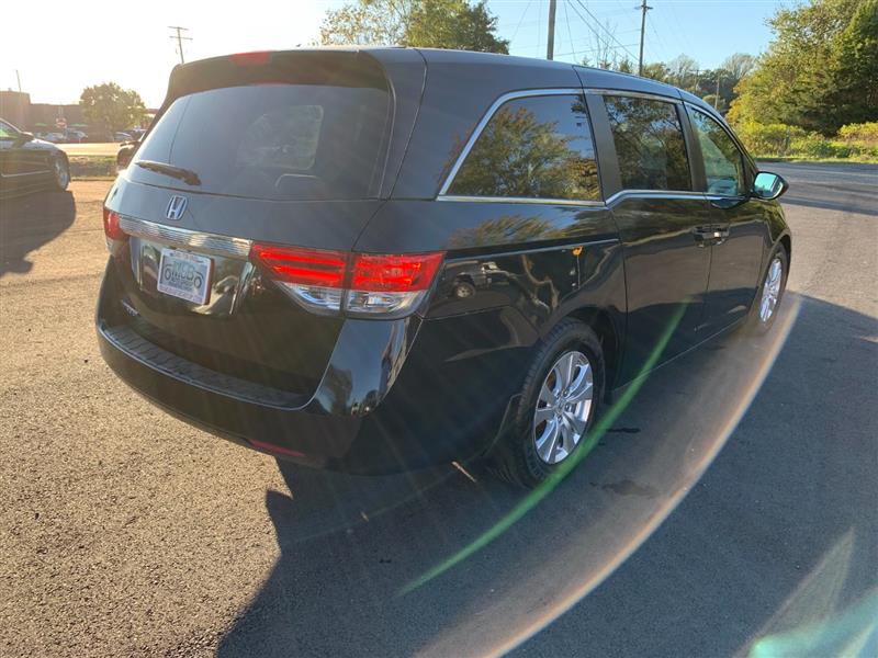 2017 Honda Odyssey EX photo 4