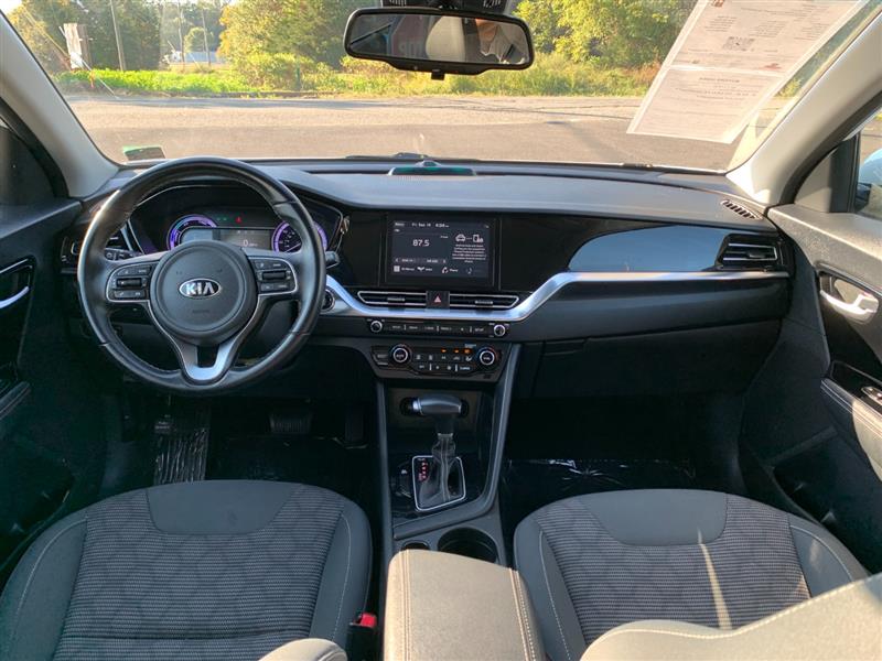 2020 Kia Niro Plug-In Hybrid LXS photo 17