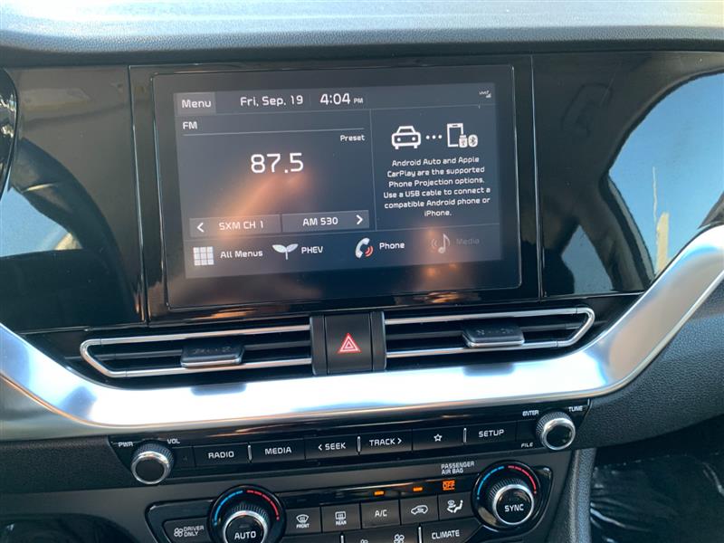 2020 Kia Niro Plug-In Hybrid LXS photo 22