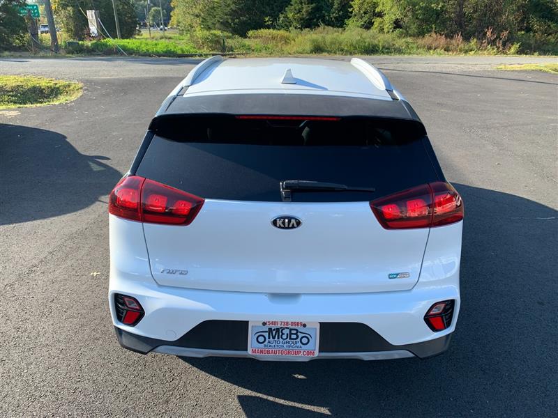 2020 Kia Niro Plug-In Hybrid LXS photo 6