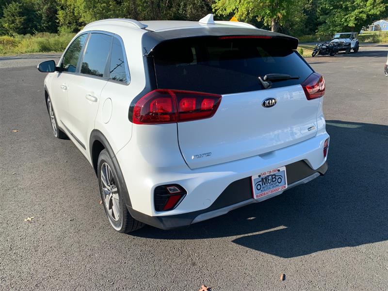 2020 Kia Niro Plug-In Hybrid LXS photo 7