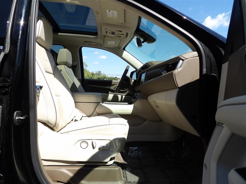2021 Gmc Yukon Denali XL photo 17