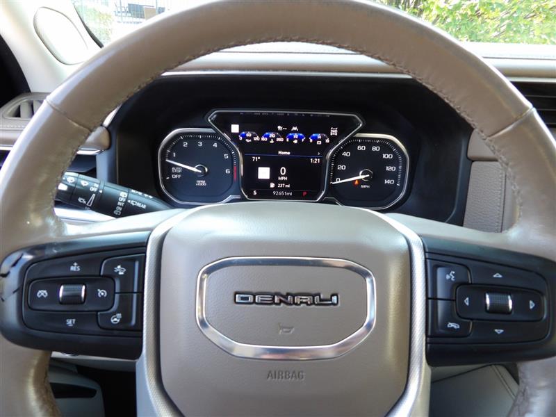 2021 Gmc Yukon Denali XL photo 25
