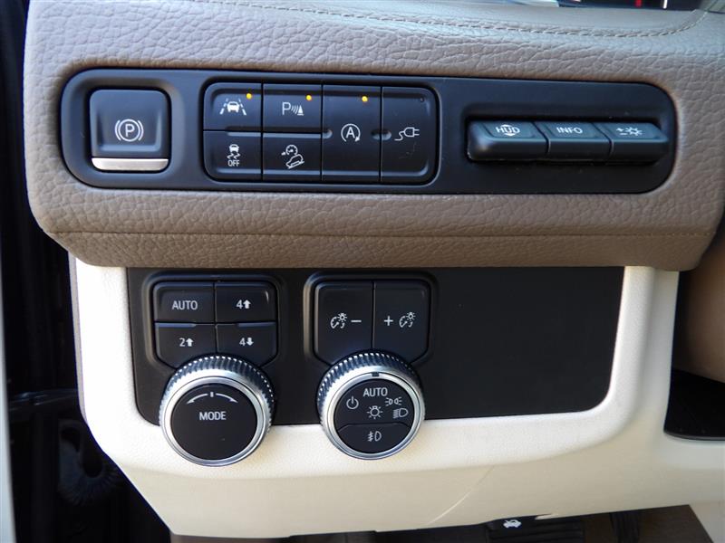 2021 Gmc Yukon Denali XL photo 29