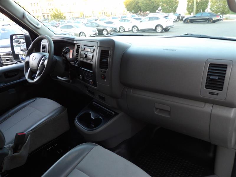 2016 Nissan NV1500 photo 10