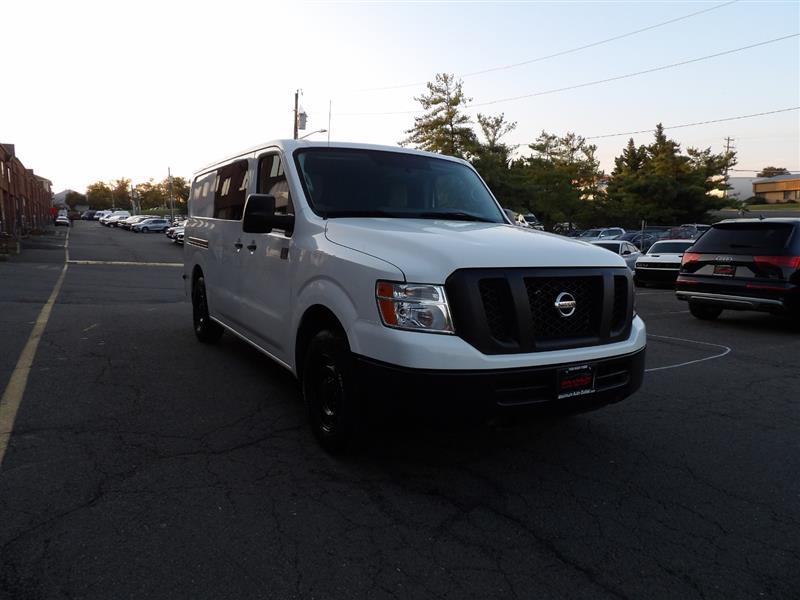 2016 Nissan NV1500 photo 2