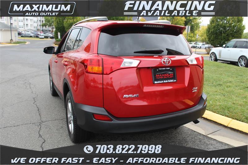 2015 TOYOTA RAV4 XLE 