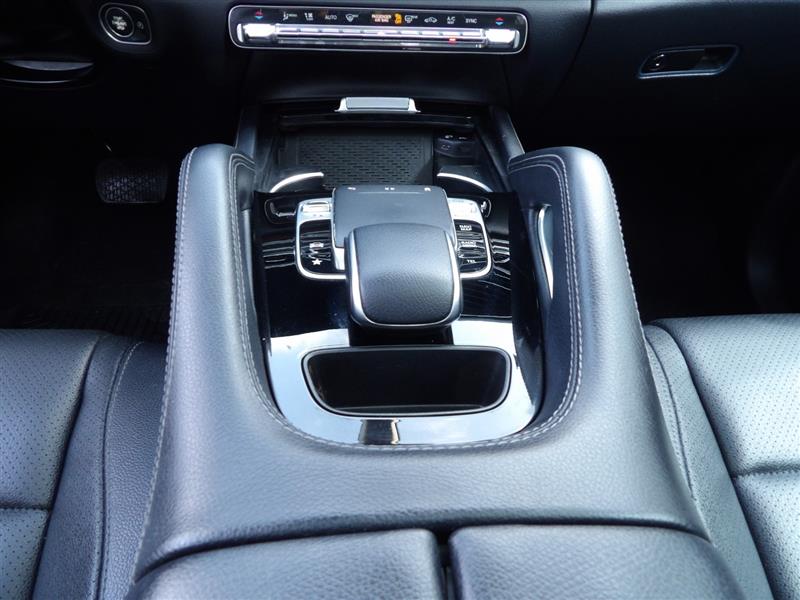 2020 Mercedes Benz GLE 4MATIC photo 13