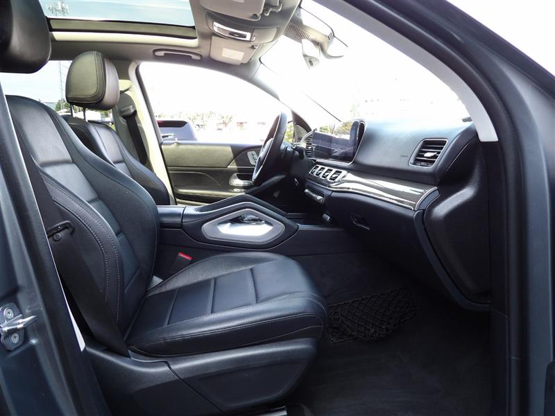 2020 Mercedes Benz GLE 4MATIC photo 16