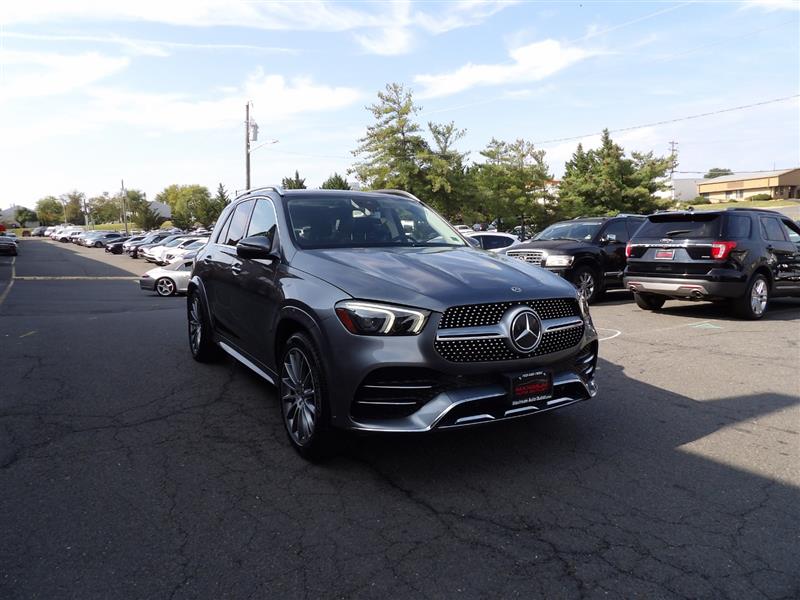 2020 Mercedes Benz GLE 4MATIC photo 2