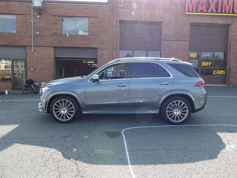 2020 Mercedes Benz GLE 4MATIC photo 4