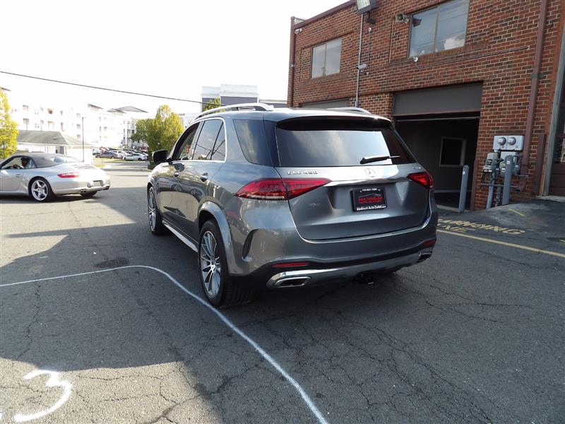 2020 Mercedes Benz GLE 4MATIC photo 5