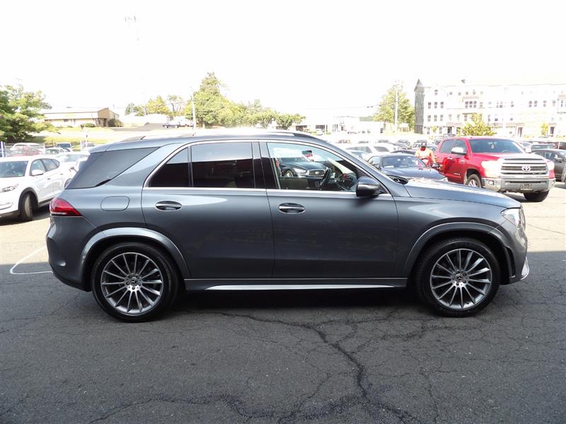 2020 Mercedes Benz GLE 4MATIC photo 6