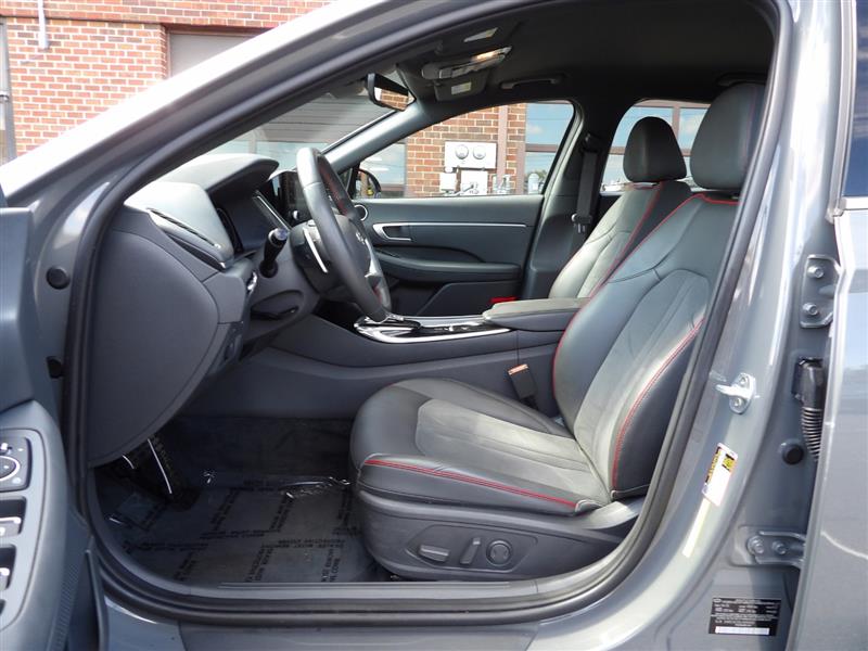 2020 Hyundai Sonata SEL Plus photo 10