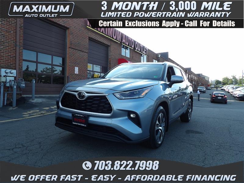 2021 TOYOTA HIGHLANDER XLE 