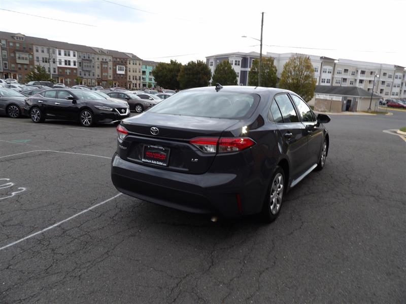 2024 Toyota Corolla LE photo 4
