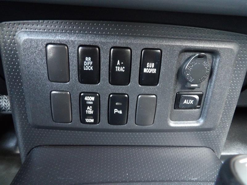 2008 Toyota FJ Cruiser Base photo 16