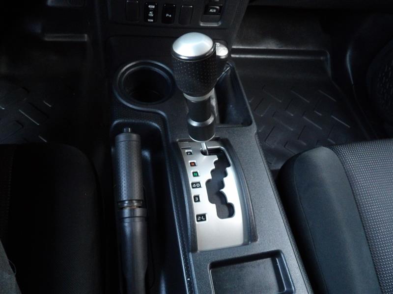 2008 Toyota FJ Cruiser Base photo 18