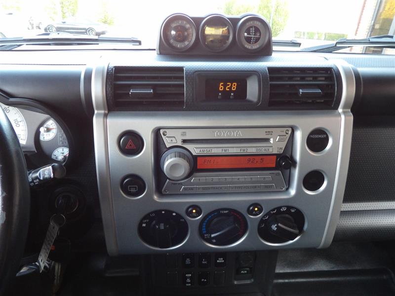 2008 Toyota FJ Cruiser Base photo 19