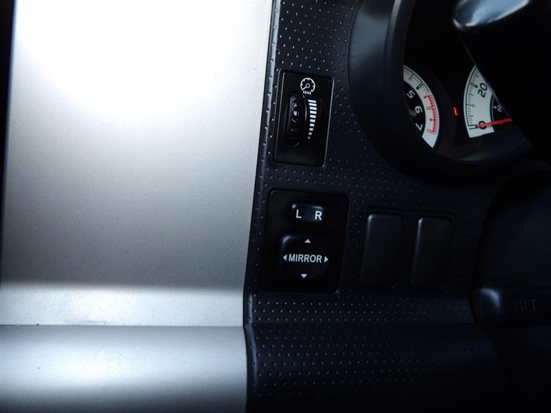 2008 Toyota FJ Cruiser Base photo 23