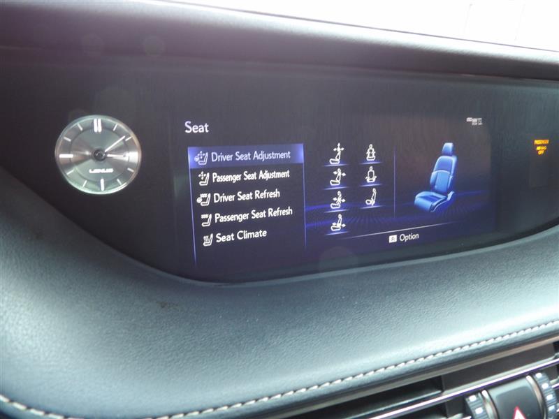 2018 Lexus LS 500 photo 19