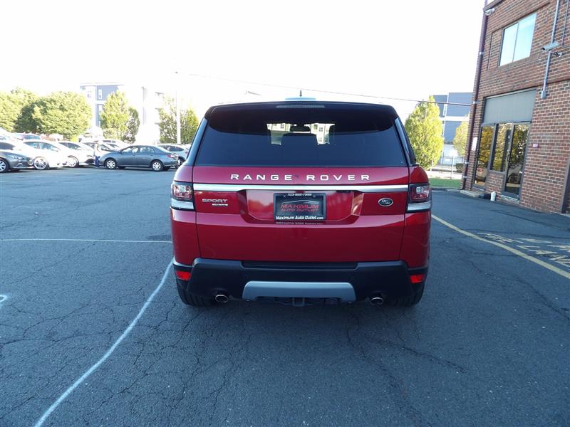 2016 Land Rover Range Rover Sport HSE photo 6
