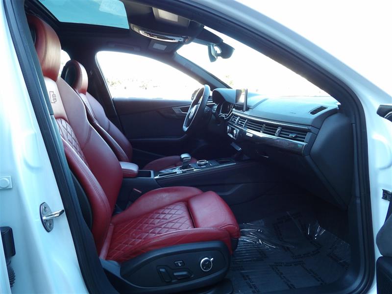 2018 Audi S4 Premium Plus Base photo 16