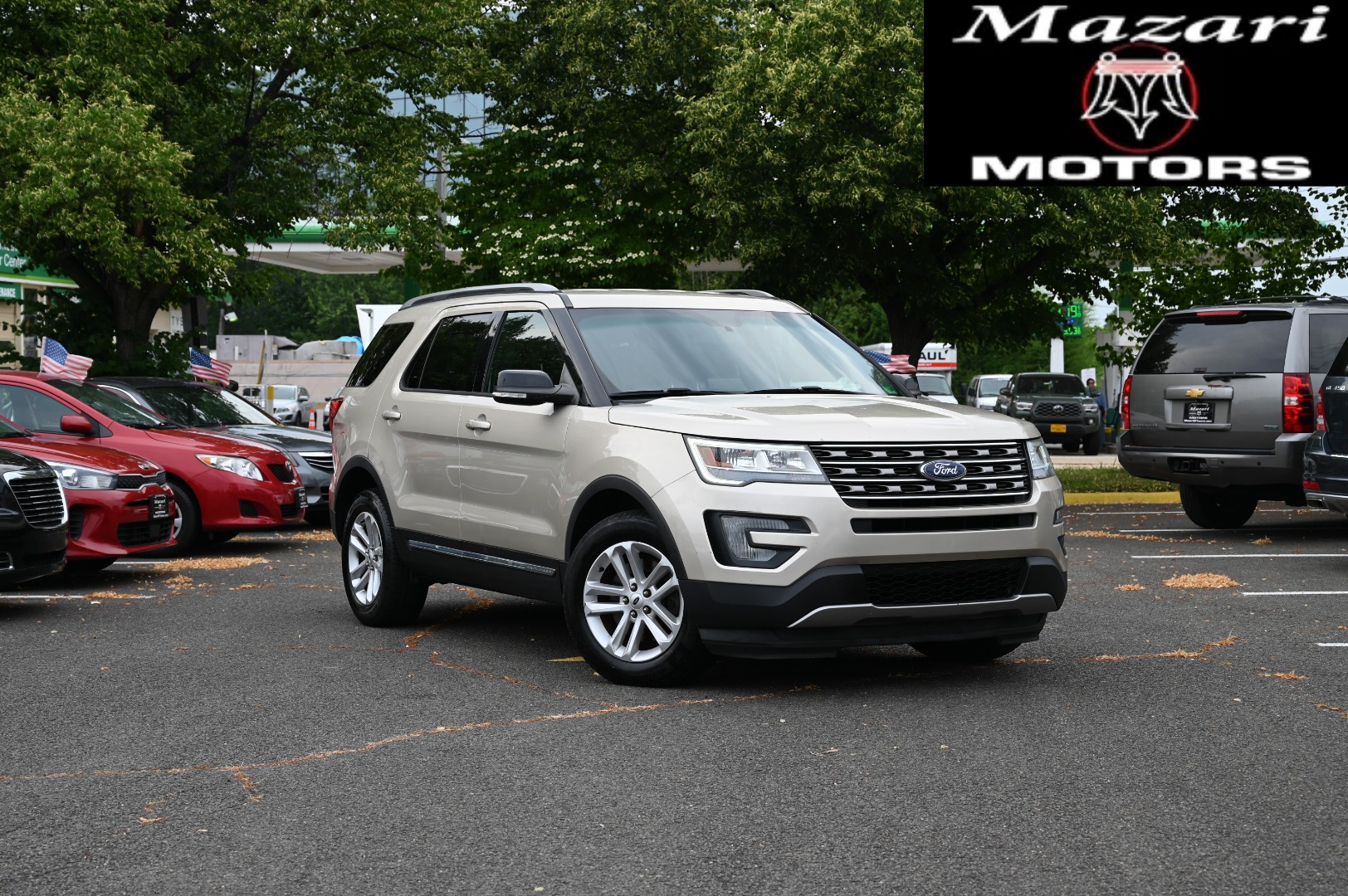 2017 Ford Explorer XLT's photo