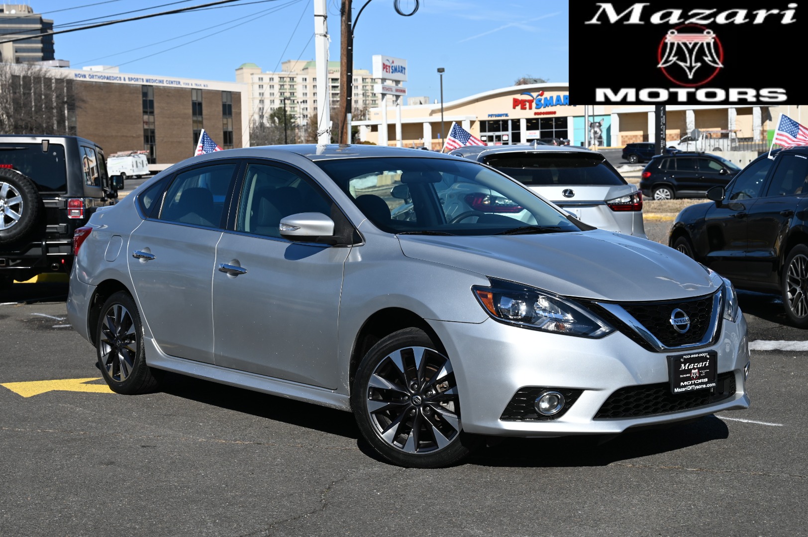 2019 Nissan Sentra SR's photo