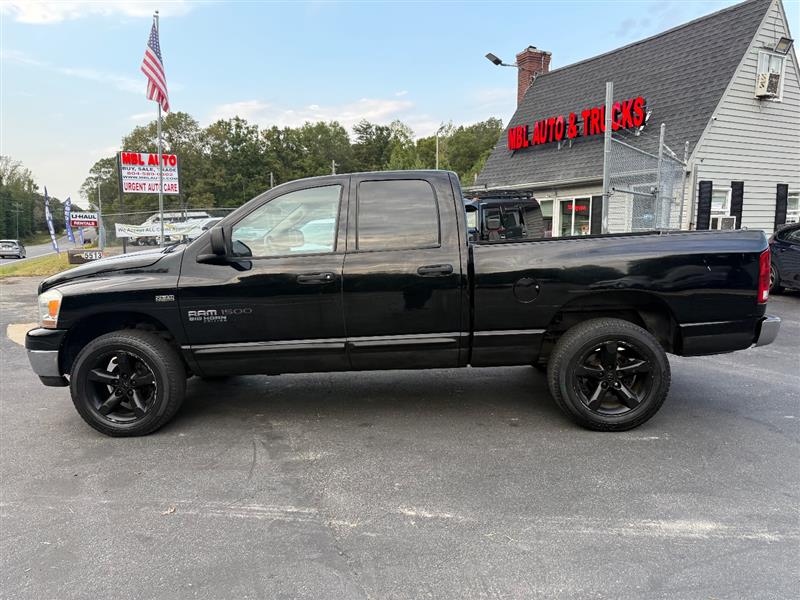 2006 Dodge Ram SLT photo 2