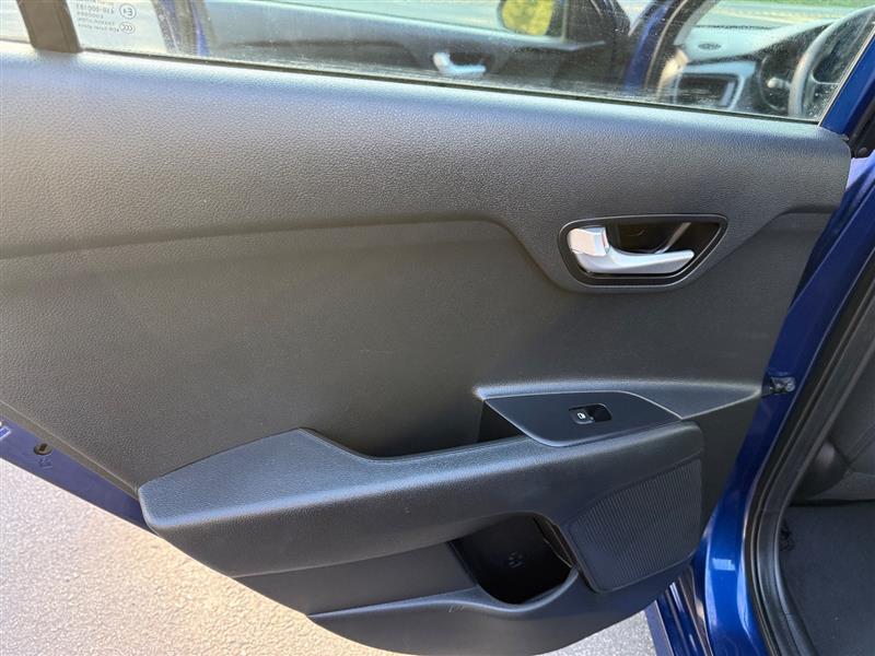 2019 Kia Rio LX S photo 13