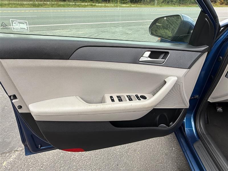 2017 Hyundai Sonata SE Eco photo 8