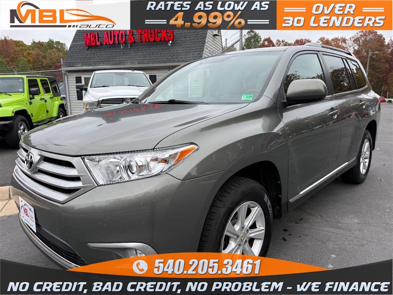 2011 Toyota Highlander Base's photo