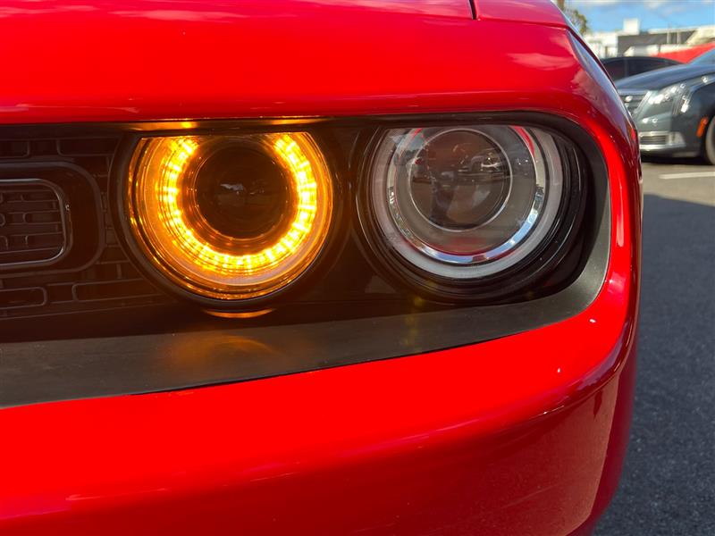 2018 Dodge Challenger R/T Shaker photo 12