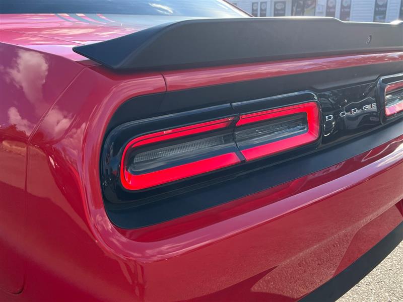 2018 Dodge Challenger R/T Shaker photo 13