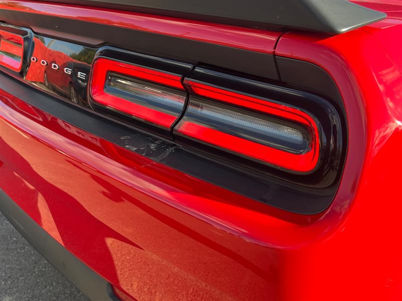 2018 Dodge Challenger R/T Shaker photo 15