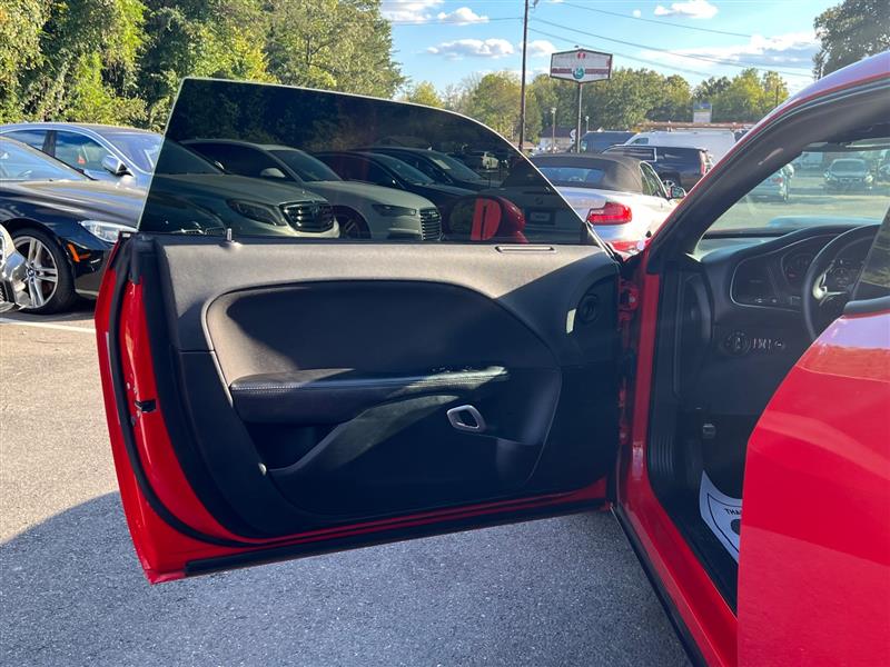 2018 Dodge Challenger R/T Shaker photo 16