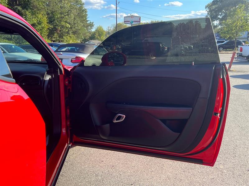 2018 Dodge Challenger R/T Shaker photo 21