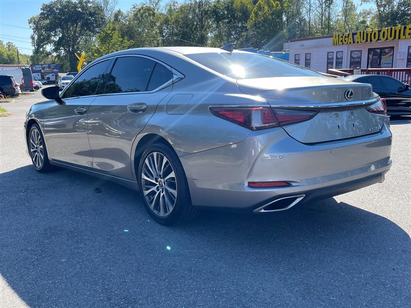 2019 Lexus ES 350 photo 3