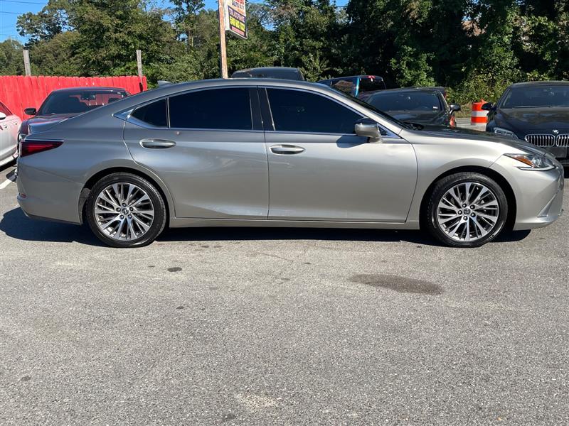 2019 Lexus ES 350 photo 6