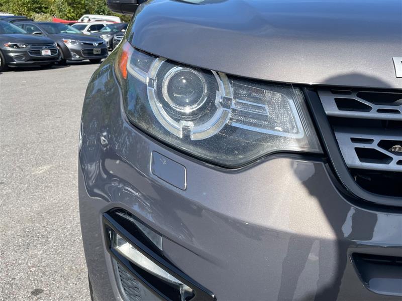 2016 Land Rover Discovery Sport HSE photo 7