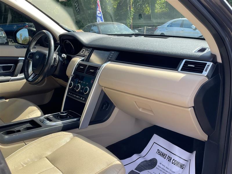 2016 Land Rover Discovery Sport HSE photo 20