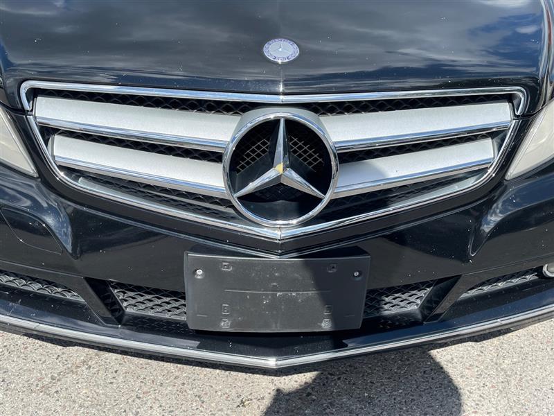 2010 Mercedes Benz E 350 photo 11