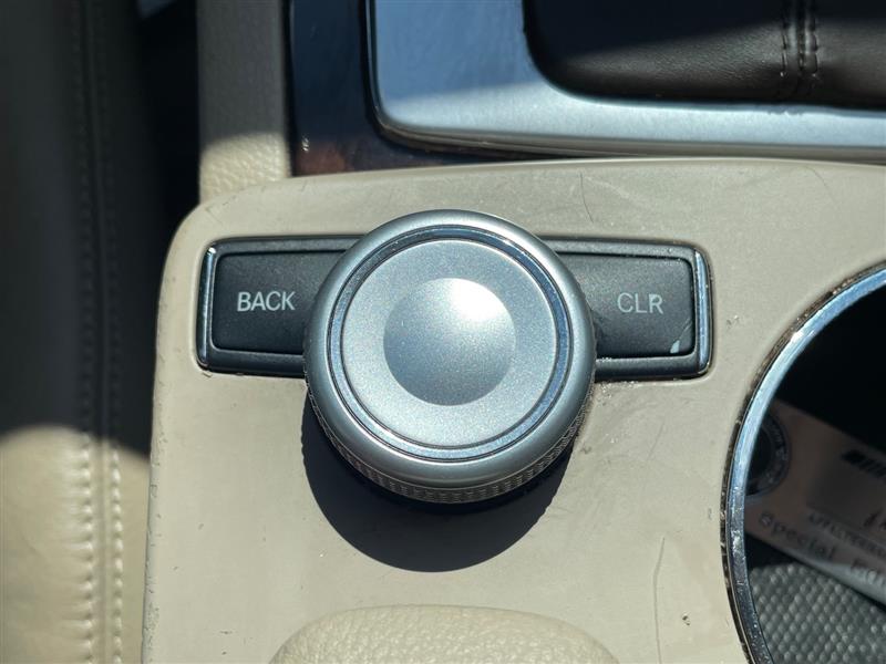 2010 Mercedes Benz E 350 photo 29