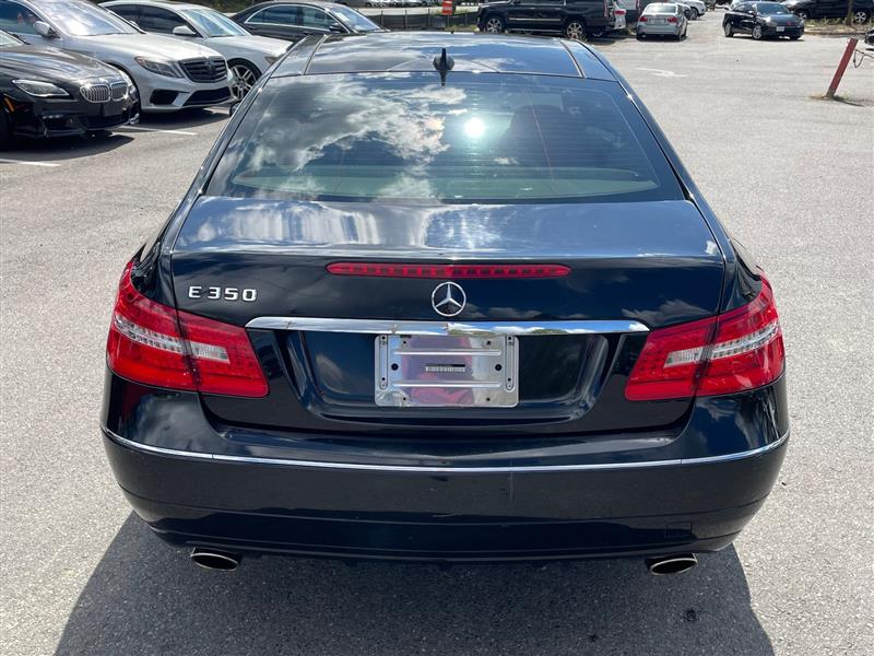 2010 Mercedes Benz E 350 photo 3