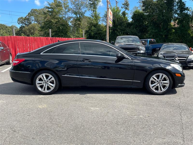 2010 Mercedes Benz E 350 photo 5