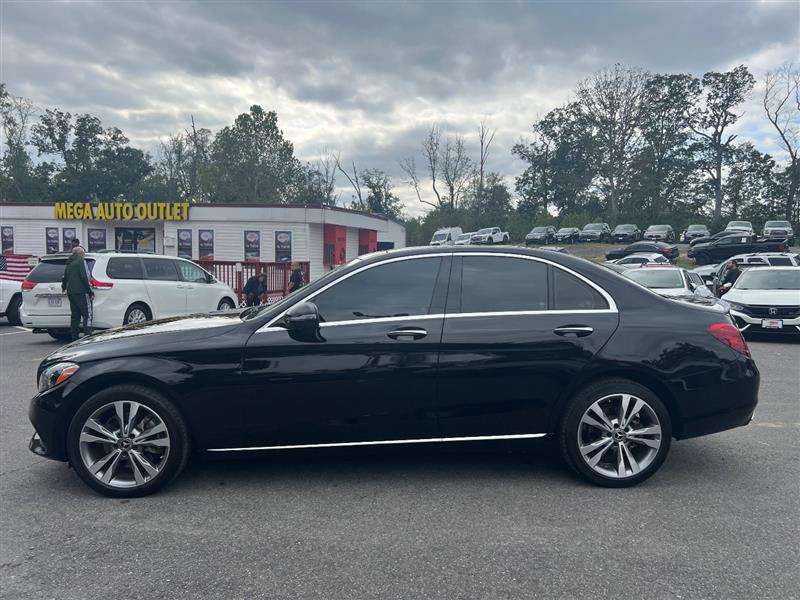 2018 Mercedes Benz C 300 photo 2